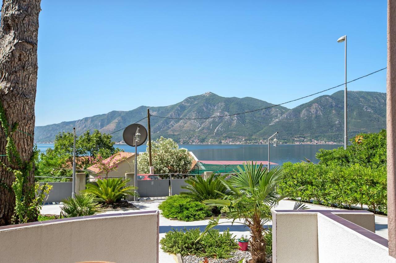 Apartments Villa Popovic Kotor Exterior photo